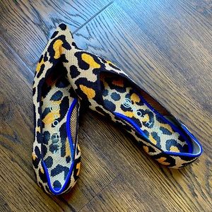 Rothy’s “the point” in Big Cat print